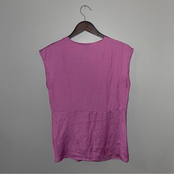 Halogen Sleeveless Blouse‎ Women's Size Medium Pink Rosebud Twist Front Top - Picture 7 of 9